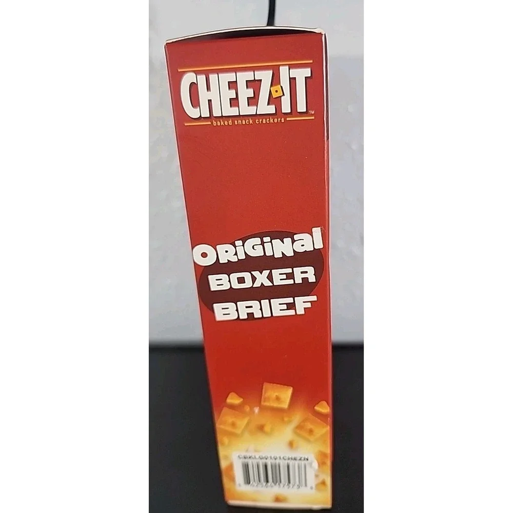 CHEEZ-IT  Novelty Underwear Sz Large From‎ Crazy Boxer Funny Colorful NEW IN BOX